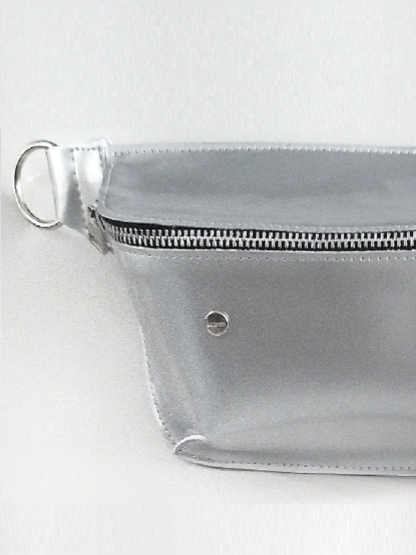 Riñonera First Charol Plata