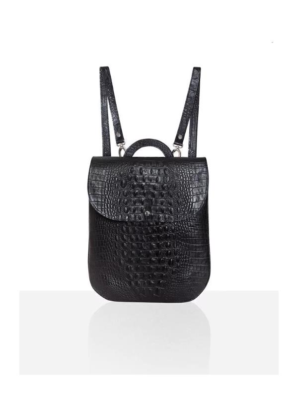 Mochila & Cartera 100 % cuero vacuno.