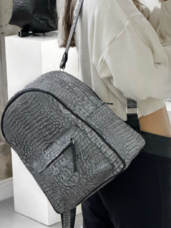 Mochila de cuero grabado / 100% vacuno