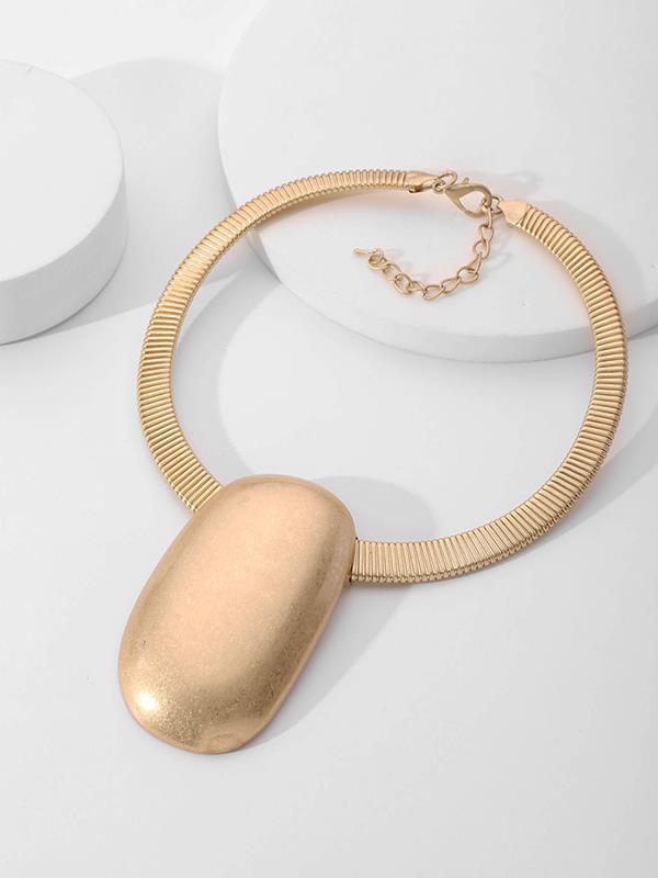 Collar gran dije en forma geometrica redondeada